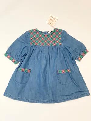 Embroidered dress brand new - Size 1