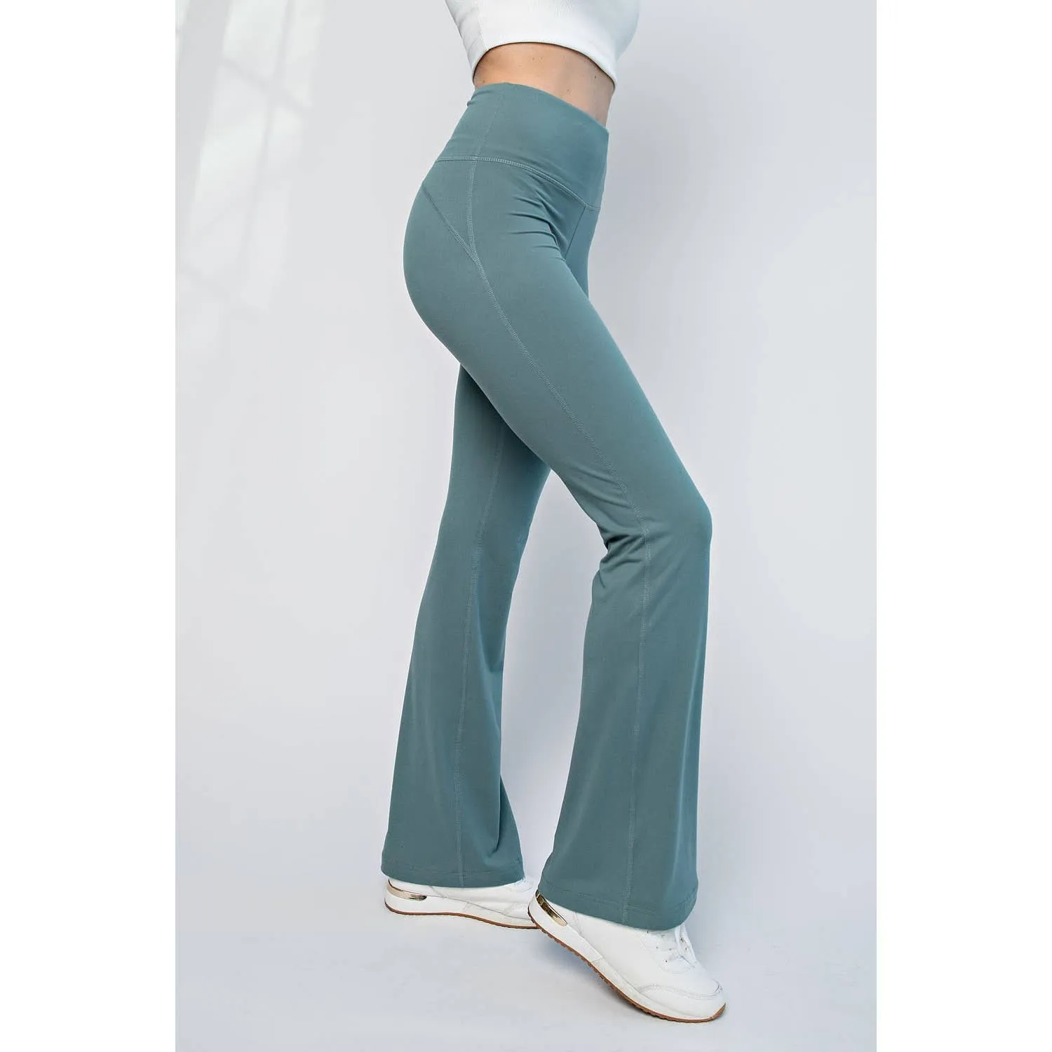 FLARED YOGA PANTS