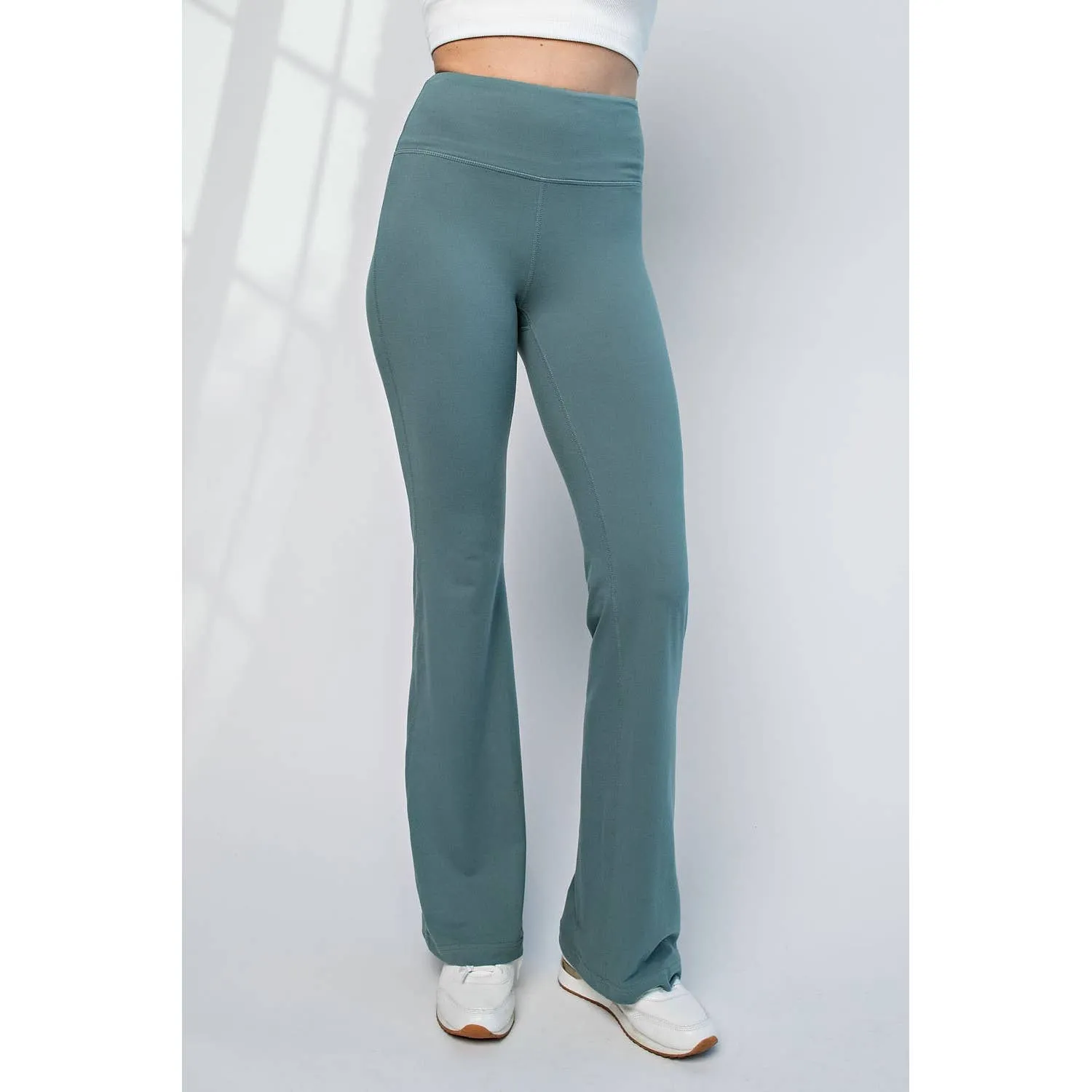 FLARED YOGA PANTS